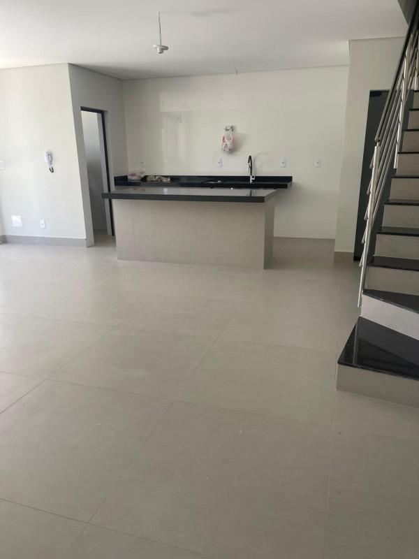 Casa, Vila Clóris, 3 Quartos, 2 Vagas, 1 Suíte