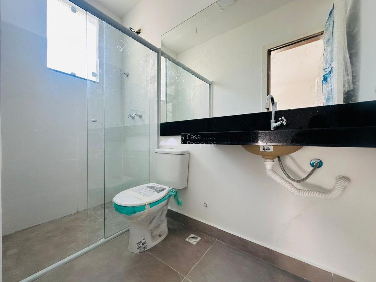 Casa, Santa Branca, 3 Quartos, 2 Vagas, 1 Suíte