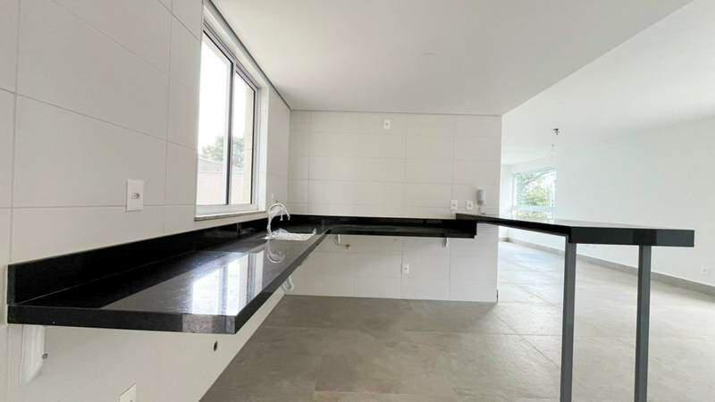 Apartamento, Castelo, 4 Quartos, 3 Vagas, 2 Suítes