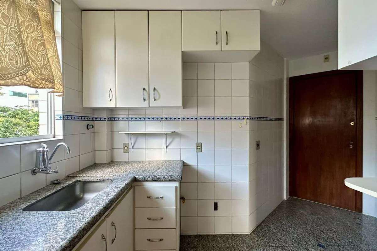 Cobertura, Luxemburgo, 3 Quartos, 2 Vagas, 2 Suítes