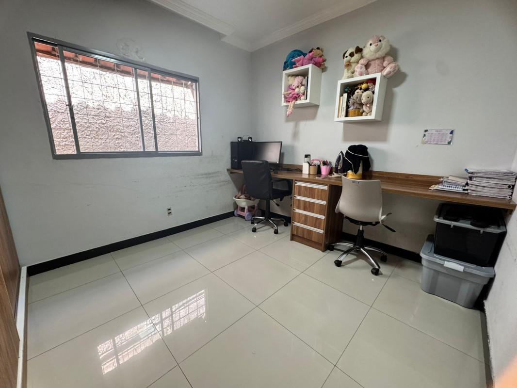 Casa, Urca, 3 Quartos, 7 Vagas, 1 Suíte