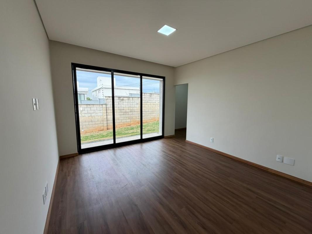 Casa, Residencial Park I, 3 Quartos, 4 Vagas, 1 Suíte