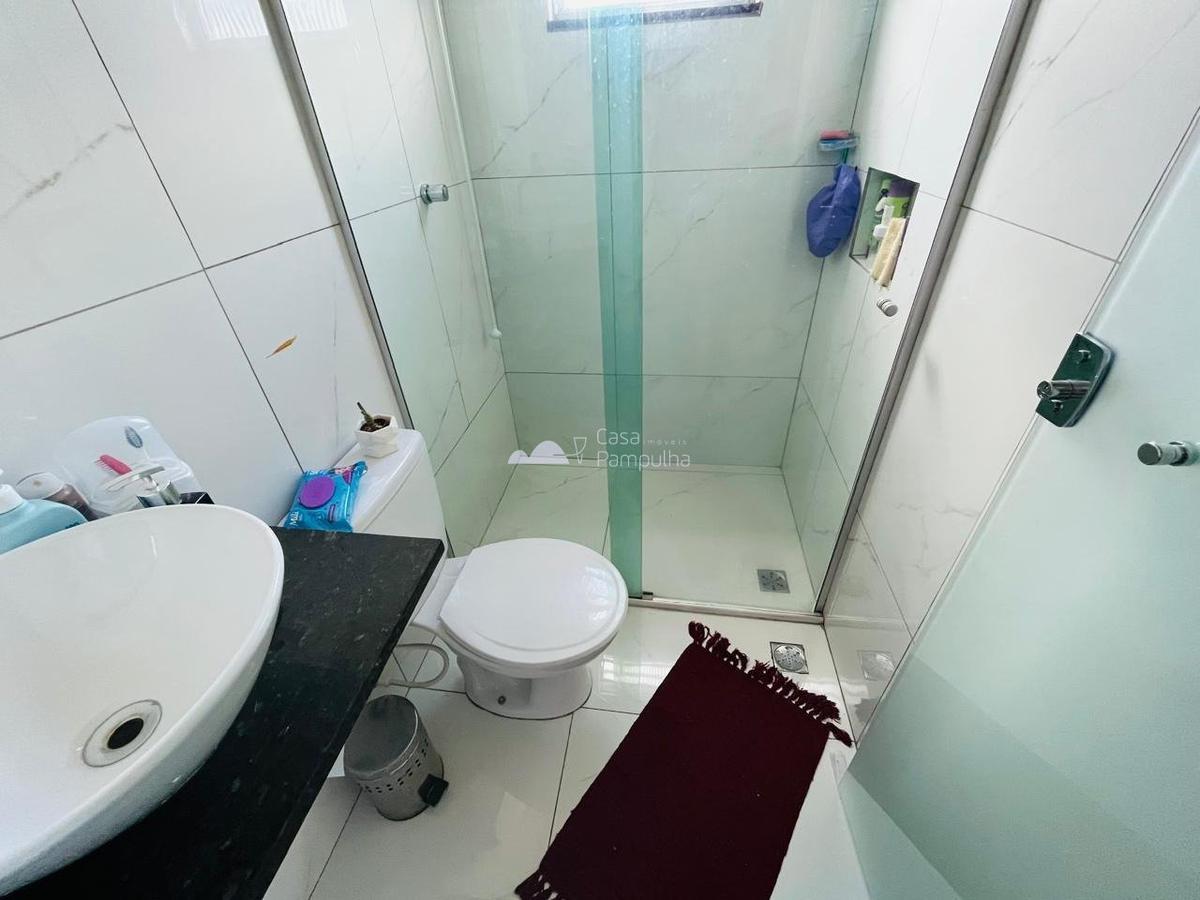 Casa, Planalto, 3 Quartos, 4 Vagas, 1 Suíte