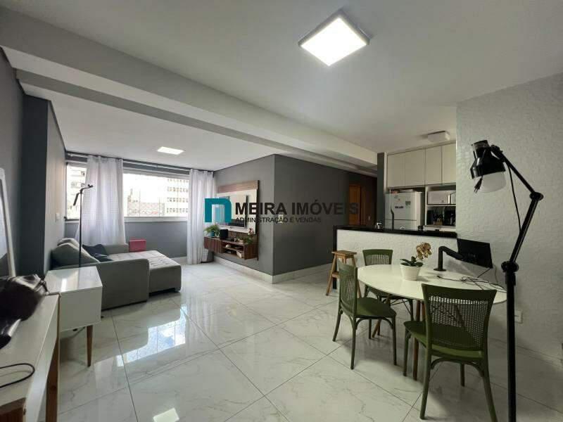 Apartamento, Centro, 2 Quartos, 2 Vagas, 1 Suíte