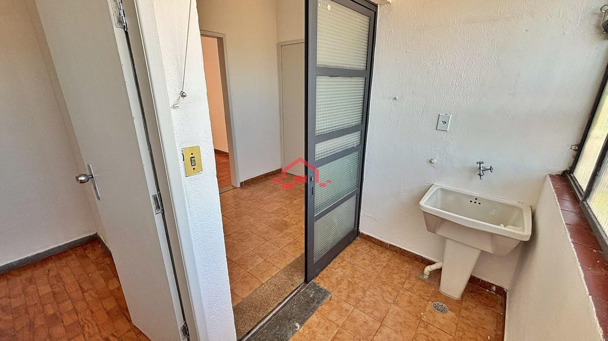 Apartamento, Carlos Prates, 2 Quartos, 1 Vaga