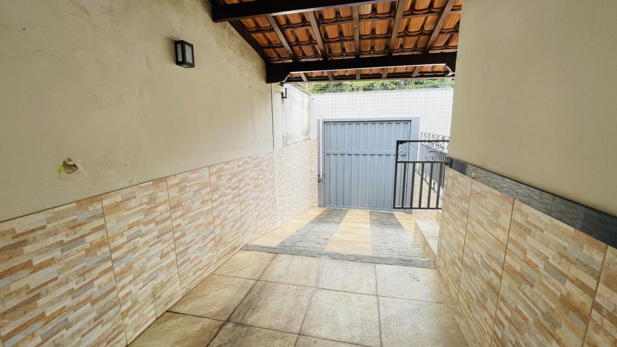 Casa, Itapoã, 5 Quartos, 4 Vagas, 3 Suítes