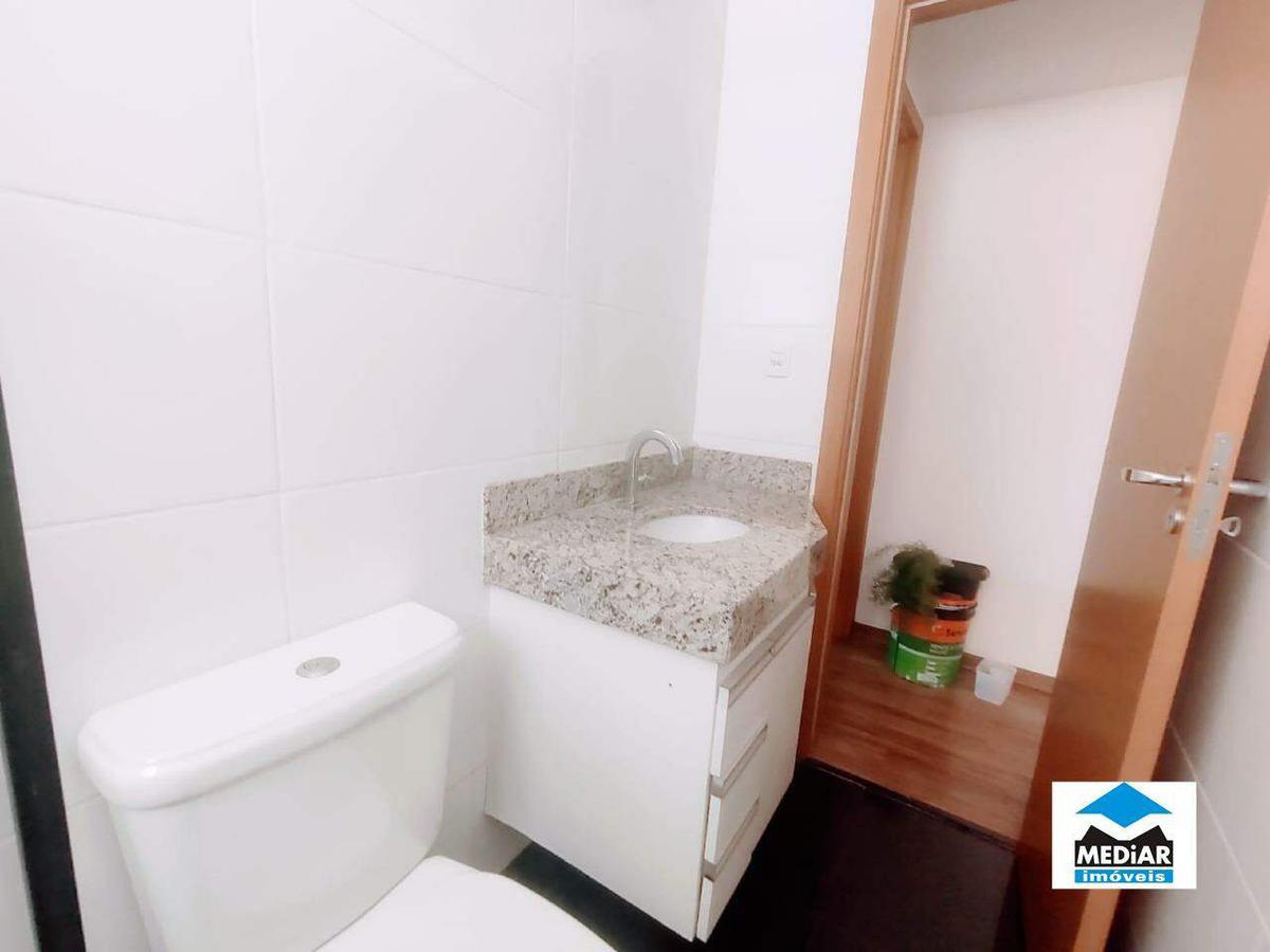 Apartamento, Floresta, 3 Quartos, 2 Vagas, 1 Suíte