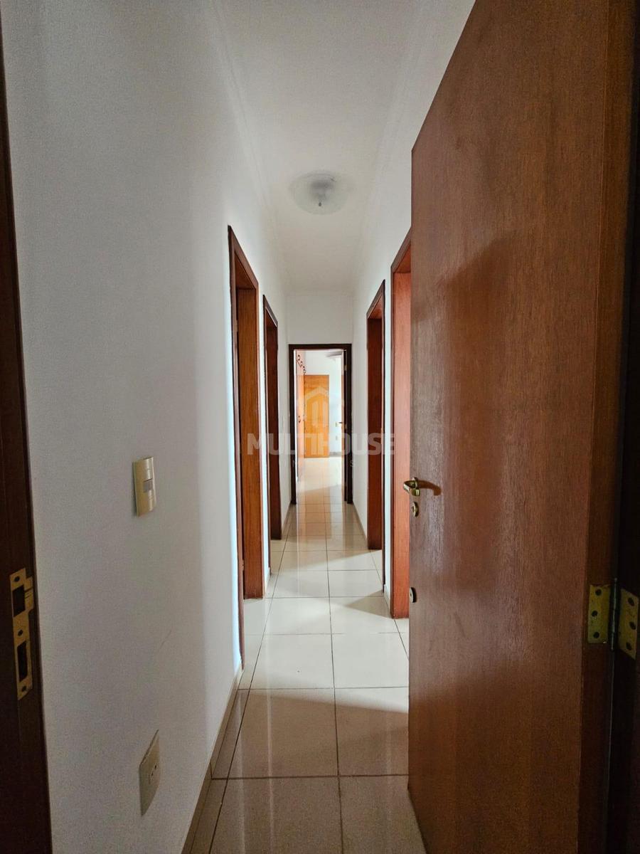 Apartamento, Jaraguá, 4 Quartos, 4 Vagas, 1 Suíte