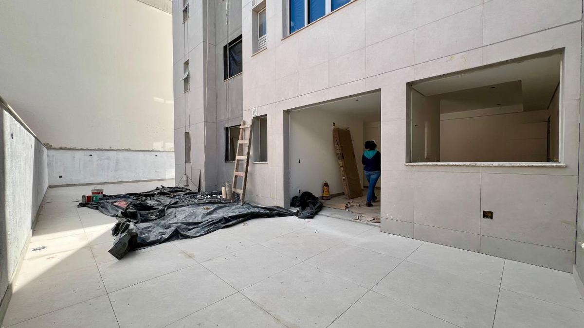 Apartamento, Santa Efigênia, 2 Quartos, 2 Vagas, 1 Suíte