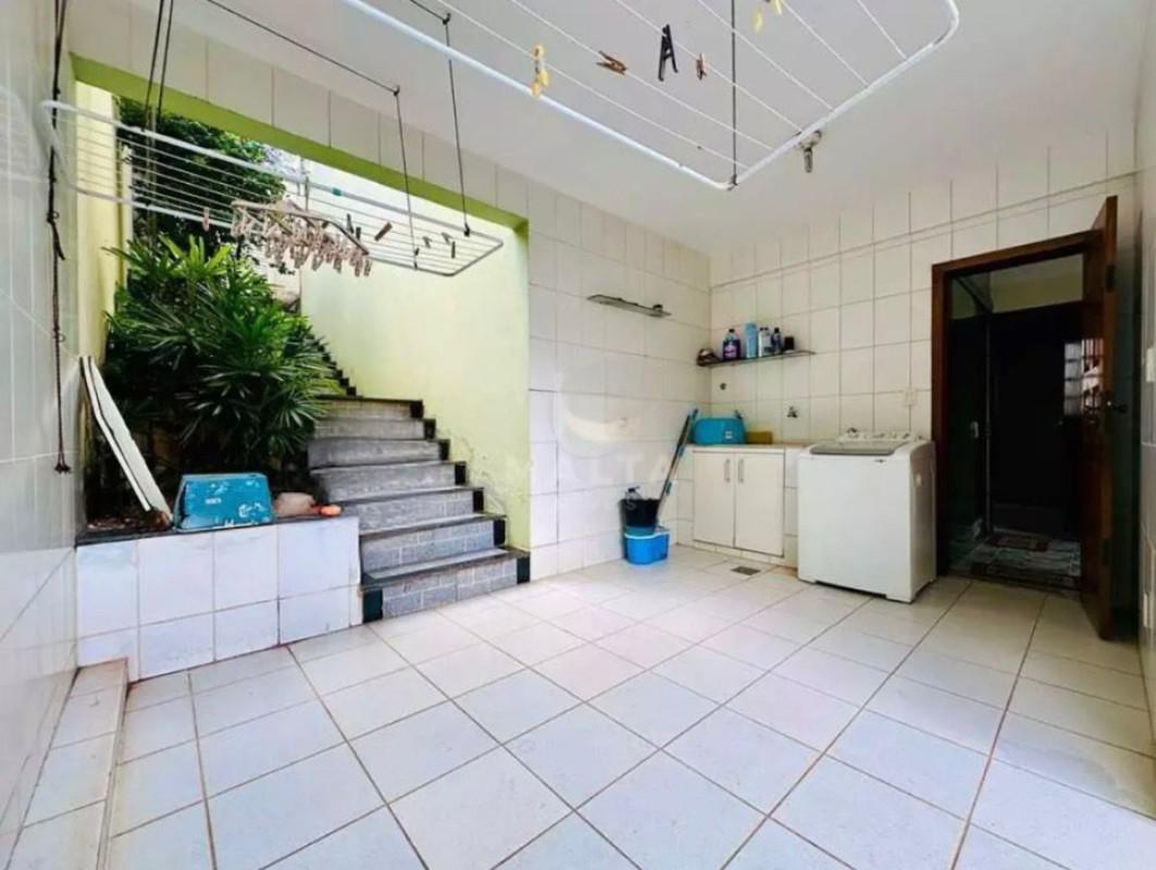 Casa, Tirol, 4 Quartos, 4 Vagas, 1 Suíte