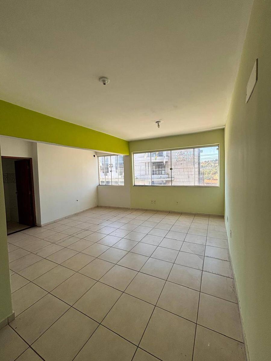 Sala, Centro, 0 Quarto, 0 Vaga