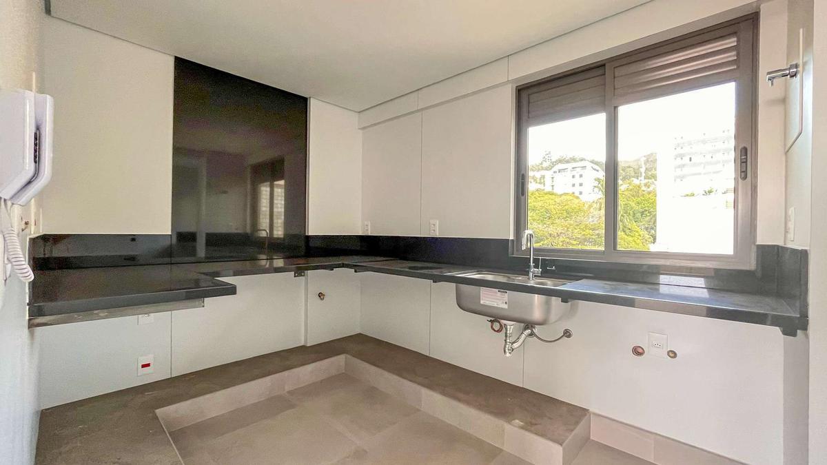 Apartamento, Serra, 3 Quartos, 2 Vagas, 3 Suítes