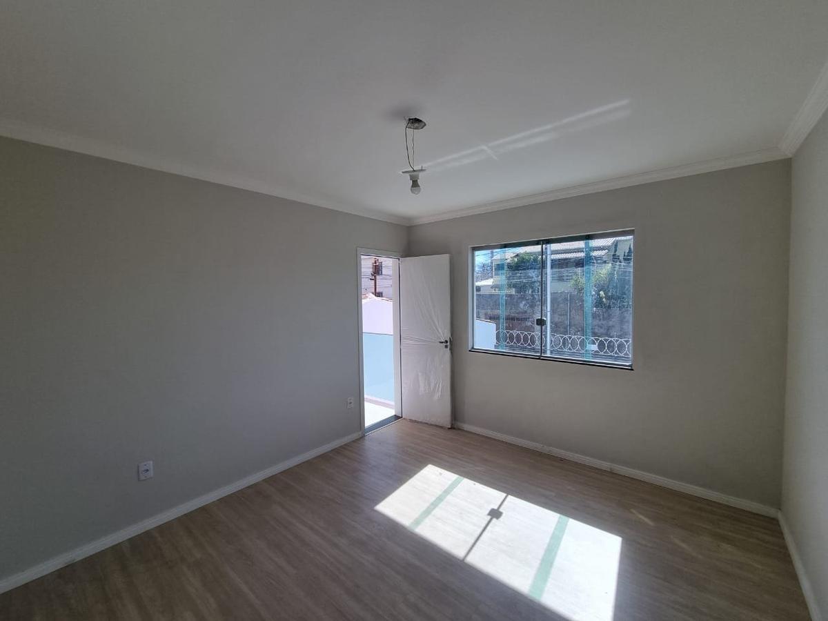 Casa, Planalto, 2 Quartos, 1 Vaga, 1 Suíte