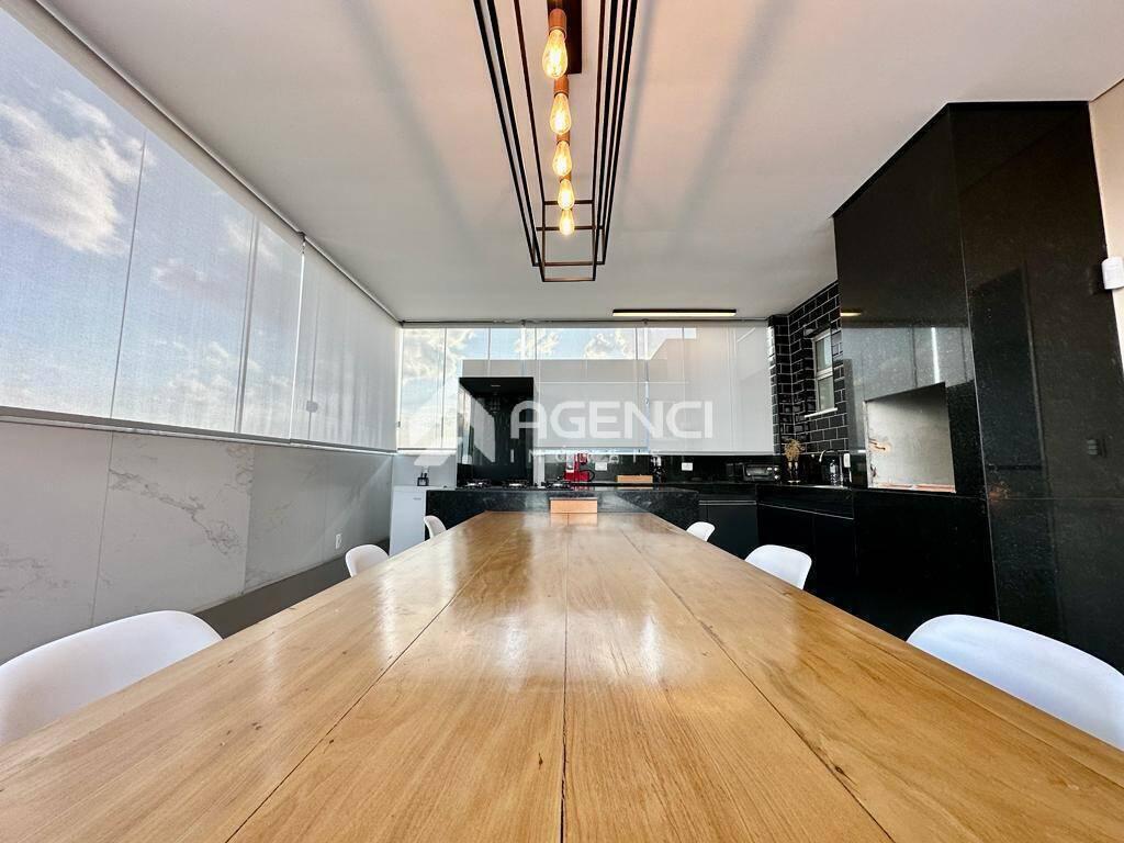 Cobertura, Cabral, 2 Quartos, 0 Vaga, 1 Suíte