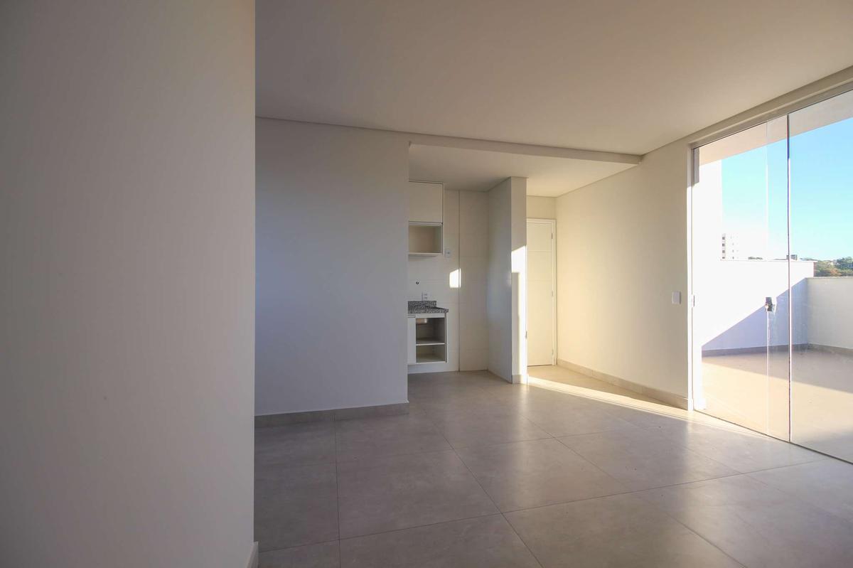 Cobertura, Santa Mônica, 2 Quartos, 2 Vagas