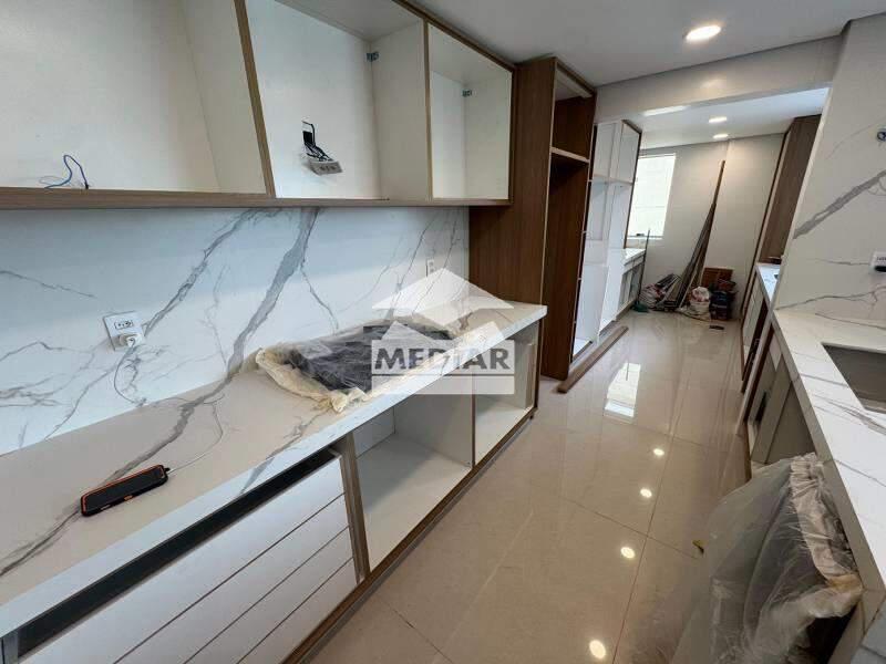 Apartamento, Fernão Dias, 4 Quartos, 2 Vagas, 2 Suítes