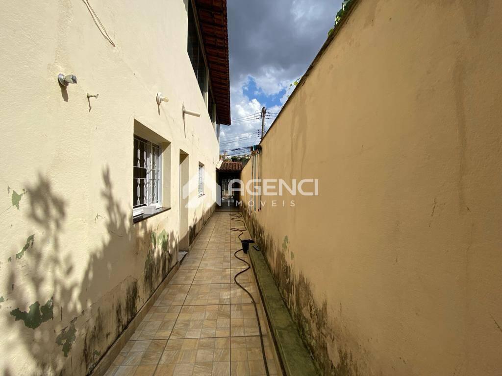 Casa, Santa Maria, 3 Quartos, 0 Vaga, 0 Suíte