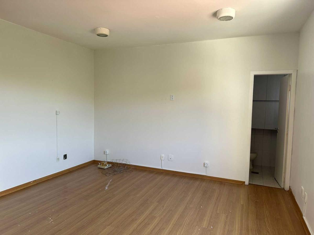 Sala, Lourdes, 1 Quarto, 0 Vaga
