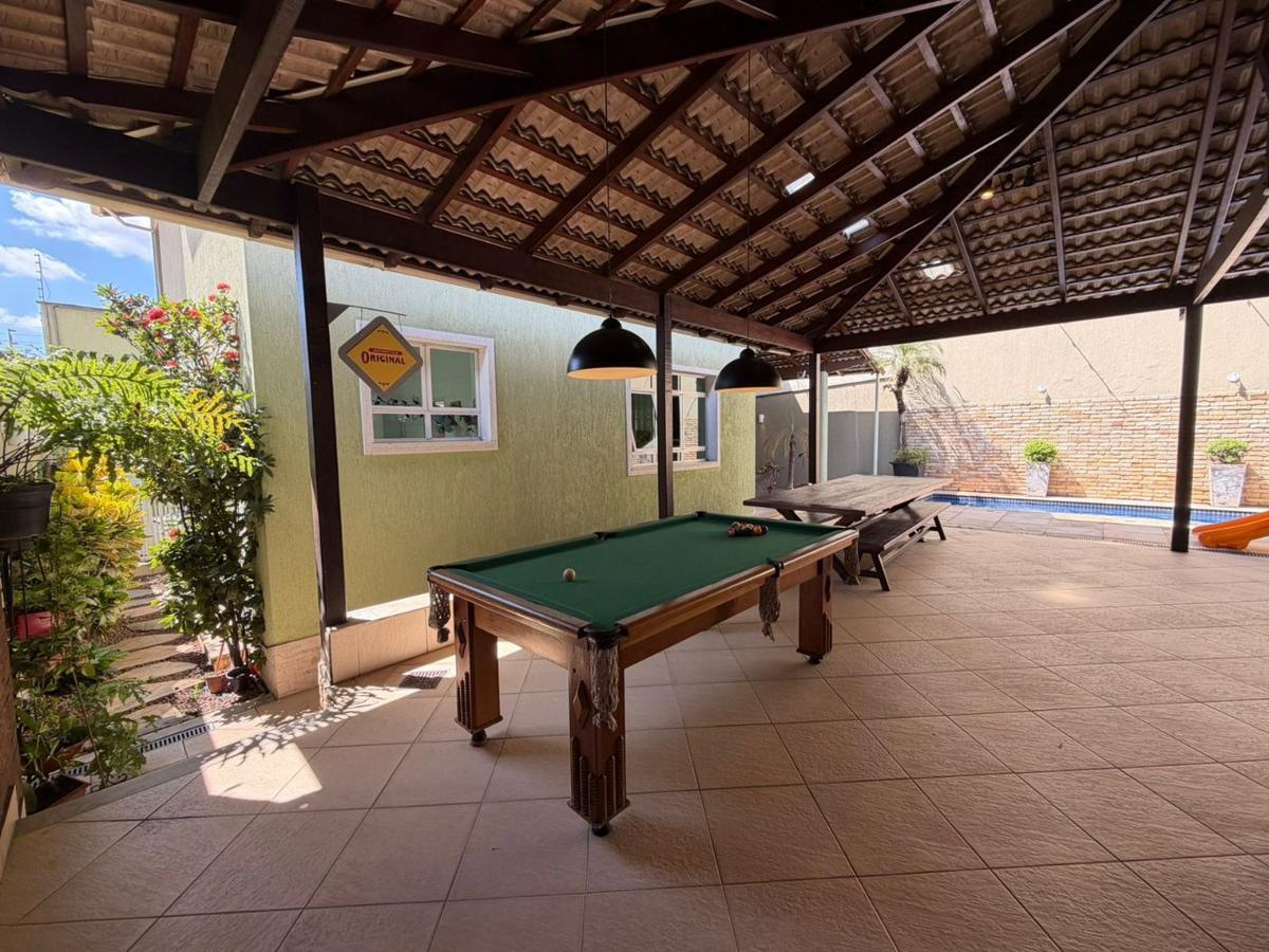 Casa, Jardim Riacho das Pedras, 3 Quartos, 4 Vagas, 1 Suíte