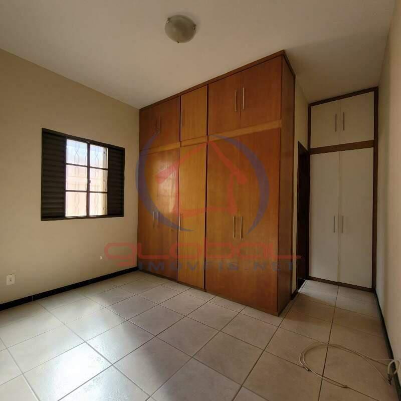 Casa, Paquetá, 3 Quartos, 2 Vagas, 1 Suíte