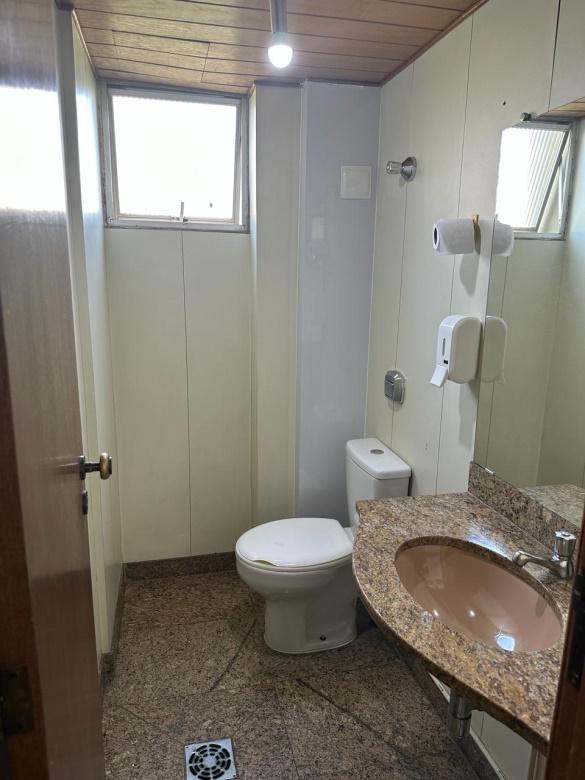 Sala, Funcionários, 1 Vaga