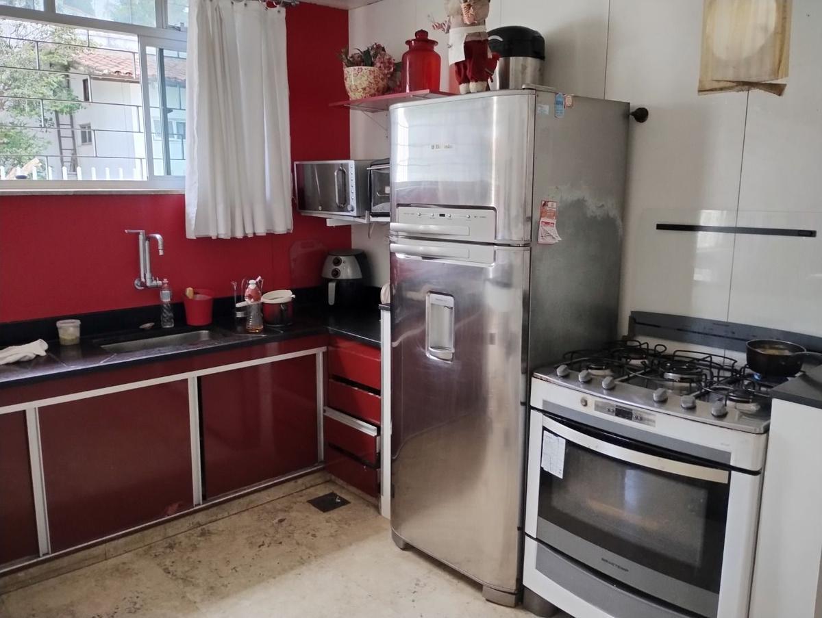 Casa, São José (pampulha), 4 Quartos, 7 Vagas, 4 Suítes