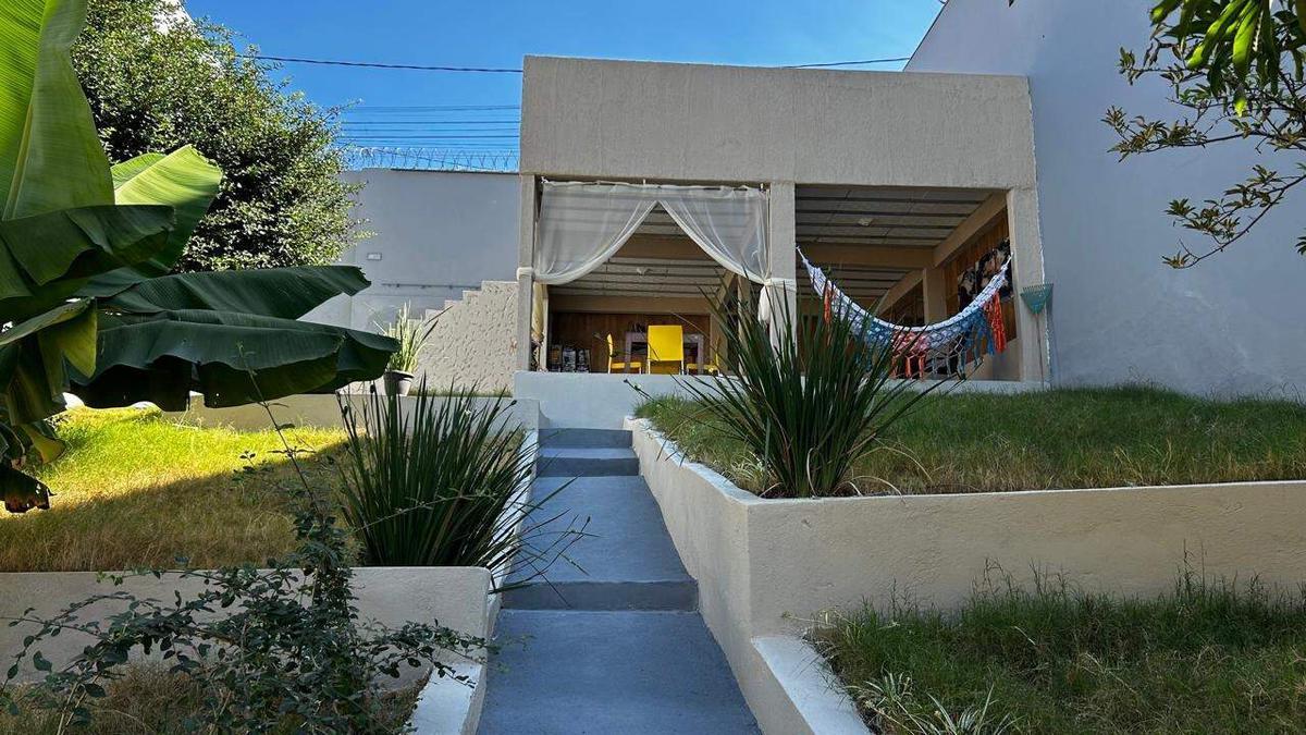 Casa, Céu Azul, 2 Quartos, 0 Vaga