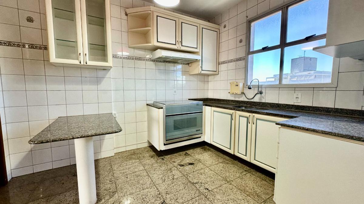 Apartamento, Itapoã, 3 Quartos, 2 Vagas, 2 Suítes