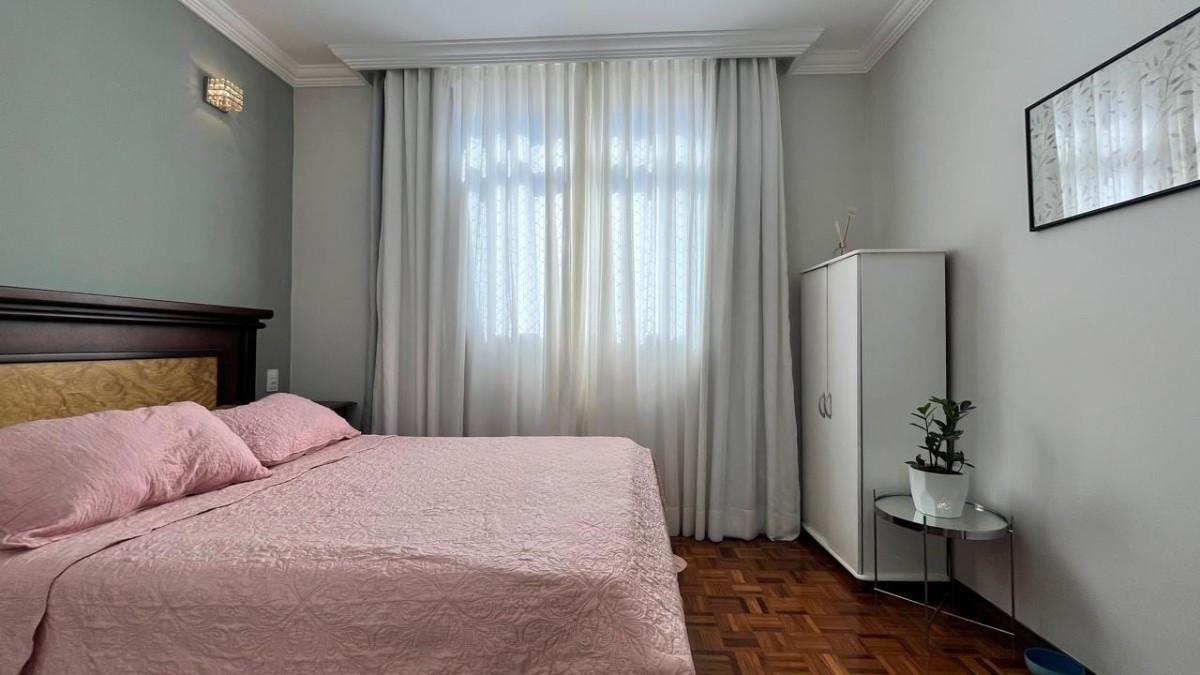 Cobertura, Sagrada Família, 4 Quartos, 2 Vagas, 1 Suíte
