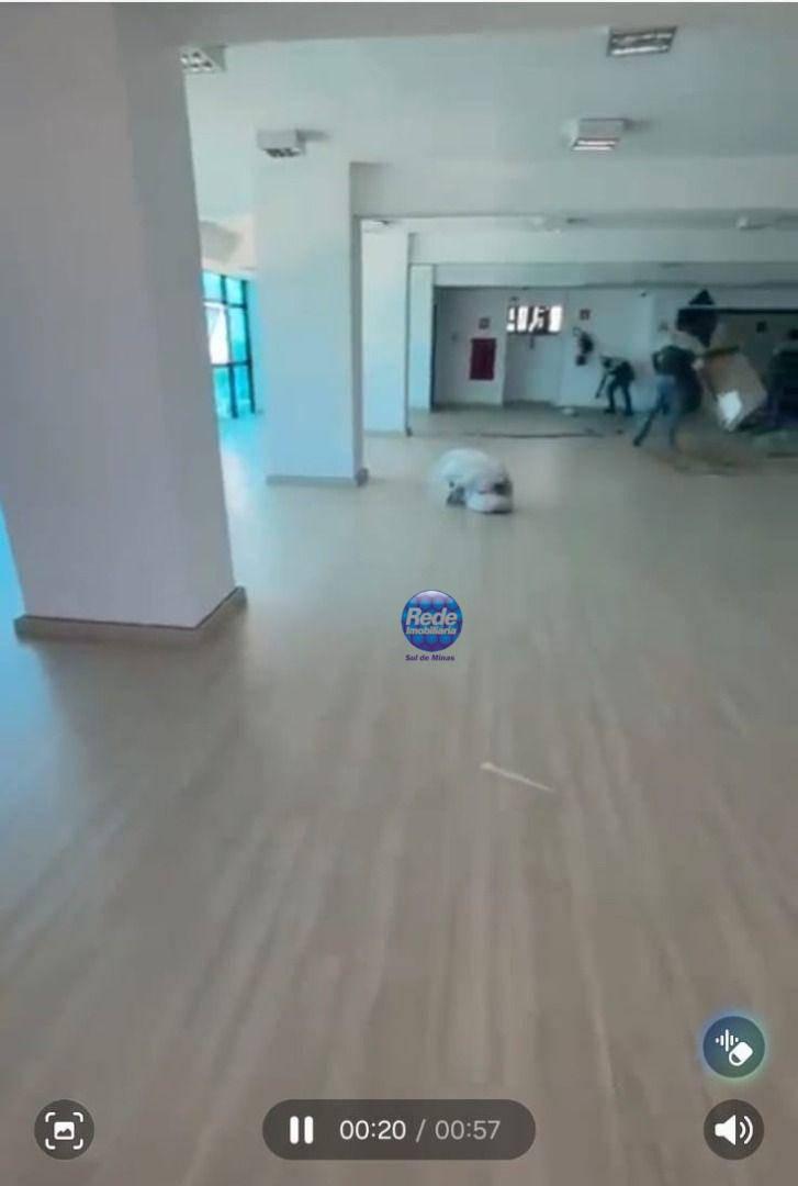 Sala, Centro, 0 Quarto, 0 Vaga
