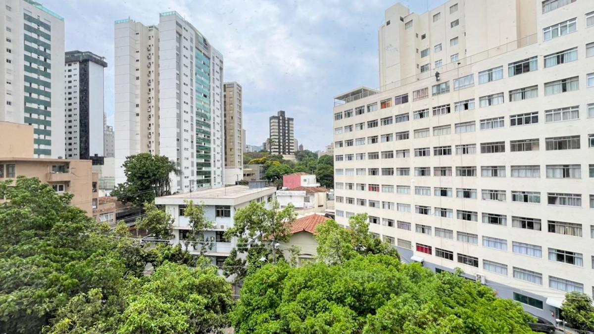 Apartamento, Funcionários, 2 Quartos, 1 Vaga, 1 Suíte