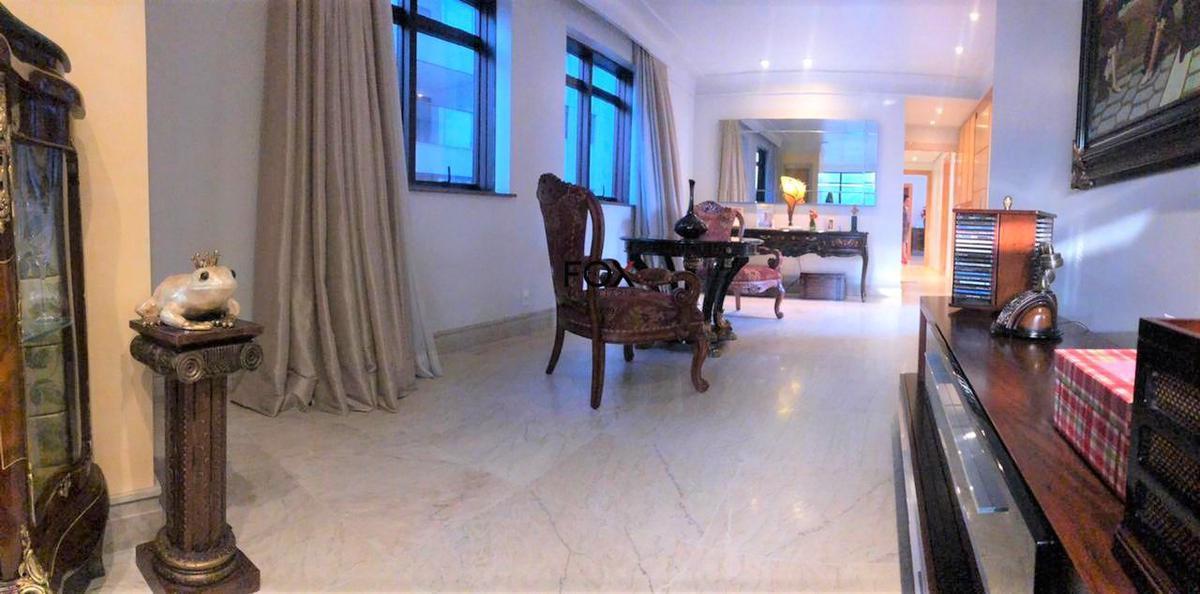 Apartamento, Funcionários, 4 Quartos, 4 Vagas, 3 Suítes