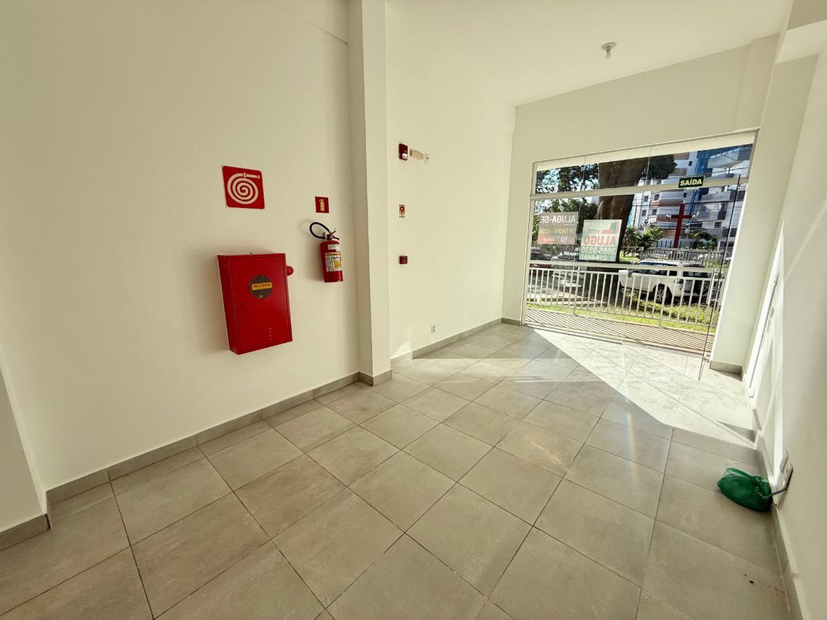 Andar, Aeroporto, 0 Quarto, 1 Vaga