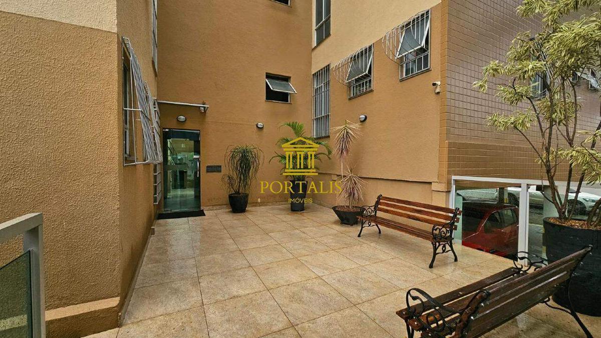 Apartamento, Sagrada Família, 3 Quartos, 1 Vaga, 1 Suíte