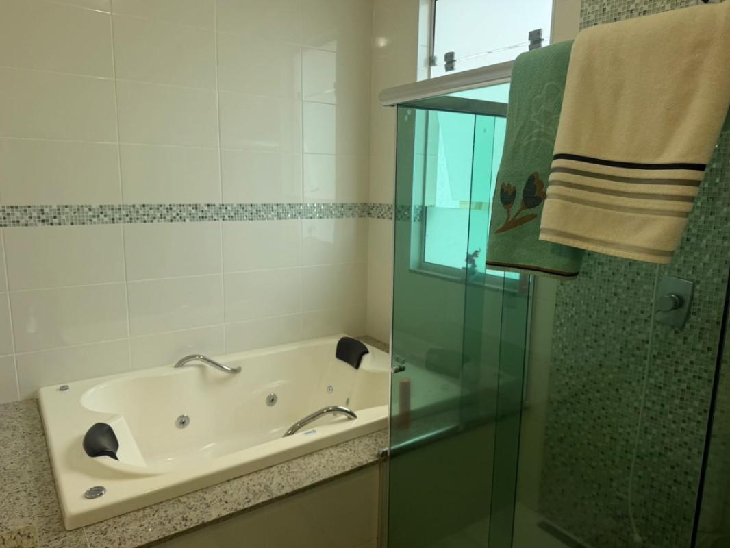 Casa, Ponte Alta, 6 Quartos, 6 Vagas, 2 Suítes