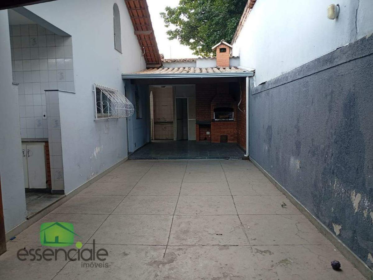 Casa, Jardim das Oliveiras, 3 Quartos, 6 Vagas, 1 Suíte