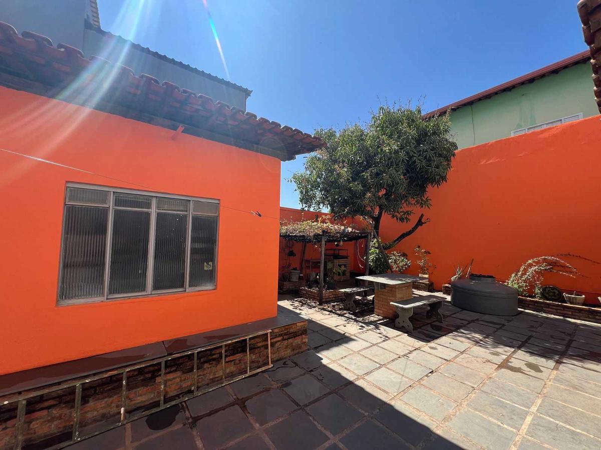 Casa, São Gabriel, 4 Quartos, 3 Vagas, 1 Suíte