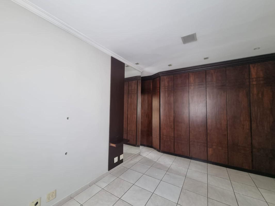 Cobertura, Jardim Riacho das Pedras, 4 Quartos, 2 Vagas, 2 Suítes