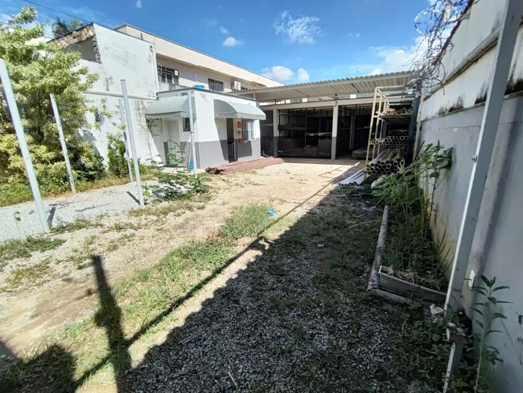 Galpão, Alto dos Pinheiros, 0 Quarto, 0 Vaga