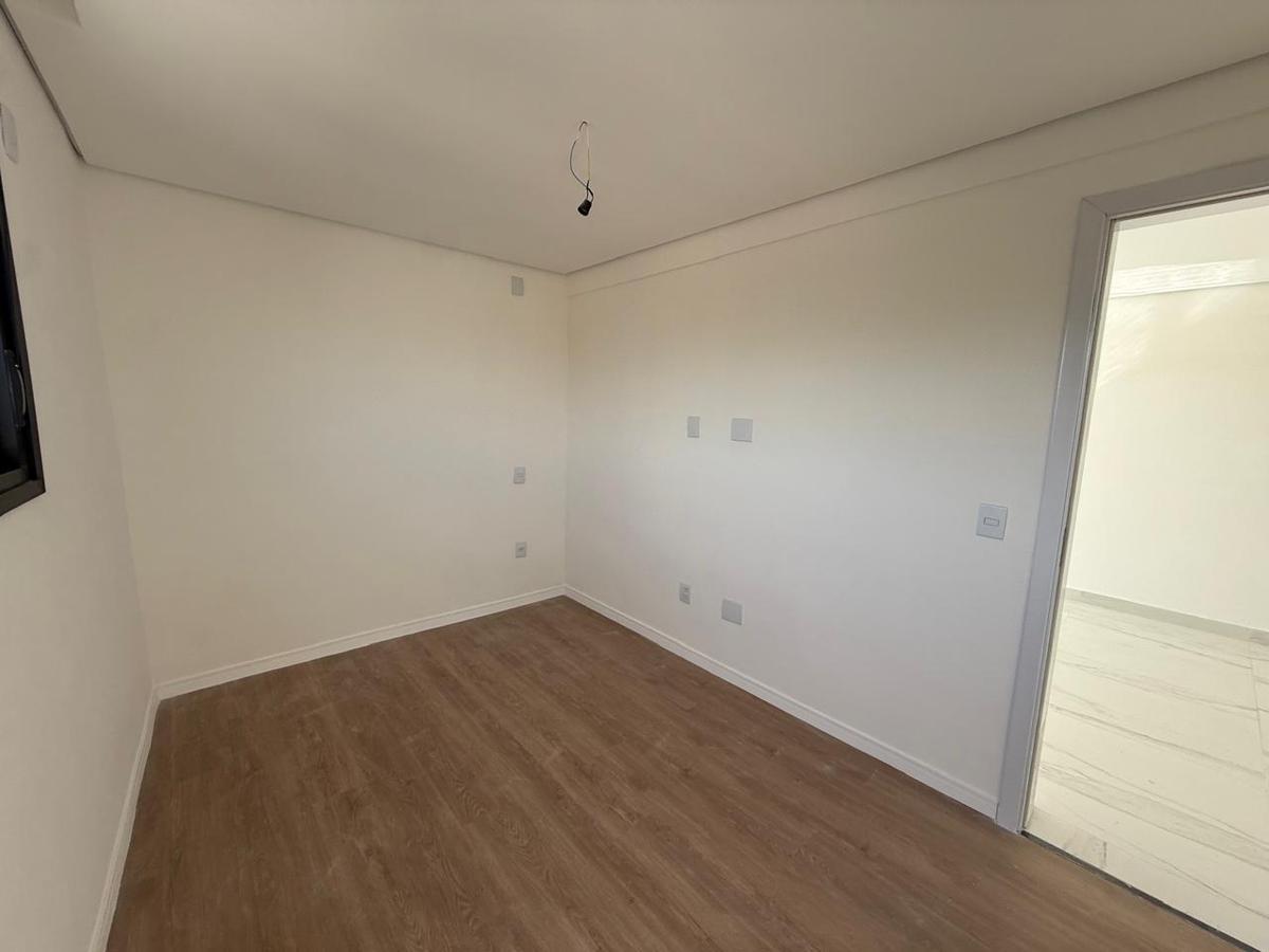 Cobertura, Santa Cruz, 4 Quartos, 3 Vagas, 1 Suíte