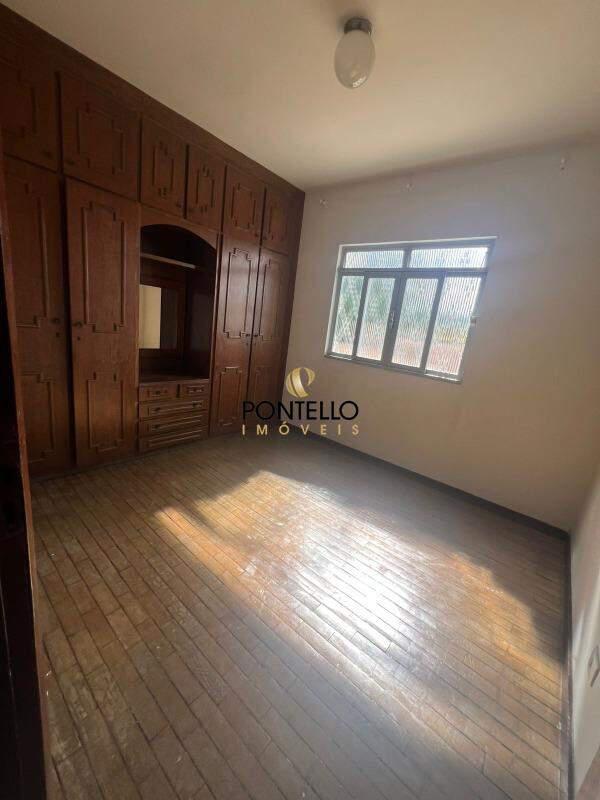 Casa, São Dimas, 3 Quartos, 4 Vagas, 1 Suíte