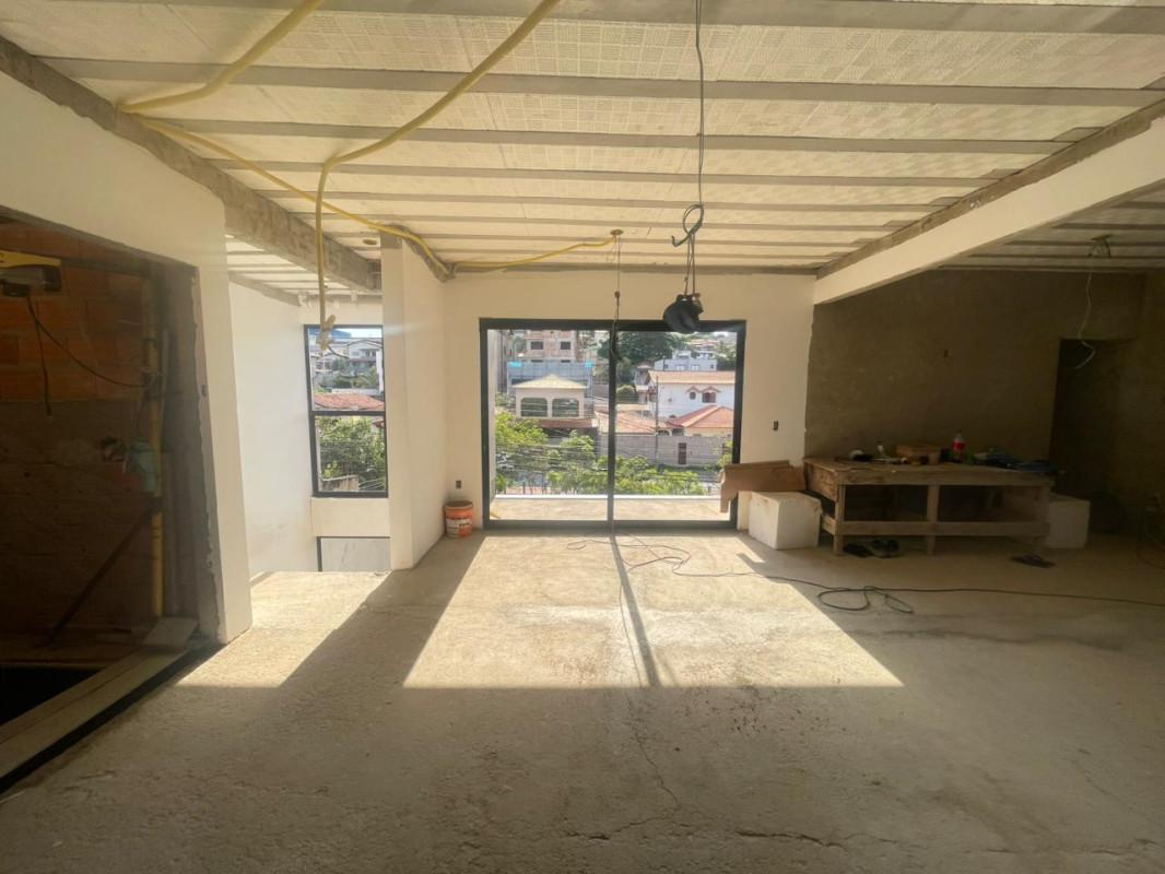 Cobertura, Jardim Riacho das Pedras, 4 Quartos, 3 Vagas, 2 Suítes