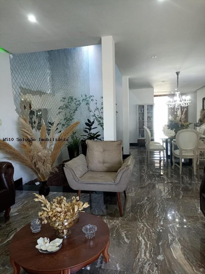 Casa, Santa Helena, 3 Quartos, 6 Vagas, 1 Suíte