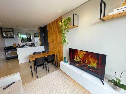 Apartamento, Miramar (barreiro), 2 Quartos, 1 Vaga