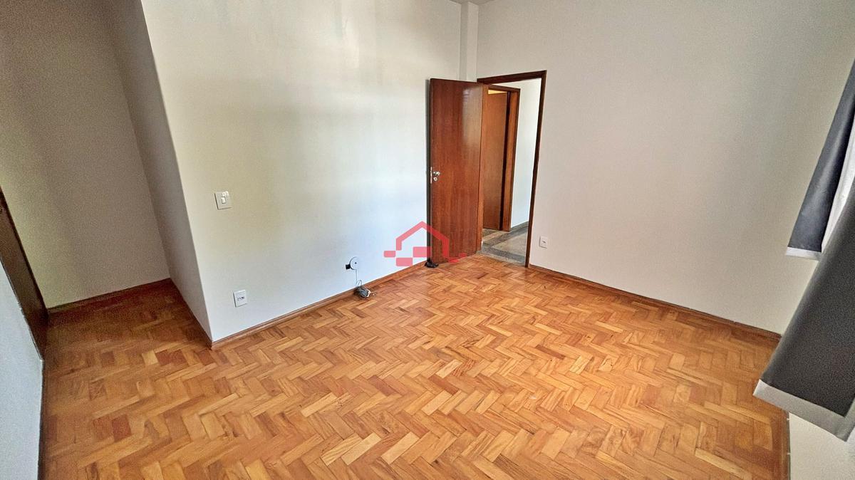 Apartamento, Carlos Prates, 2 Quartos, 1 Vaga