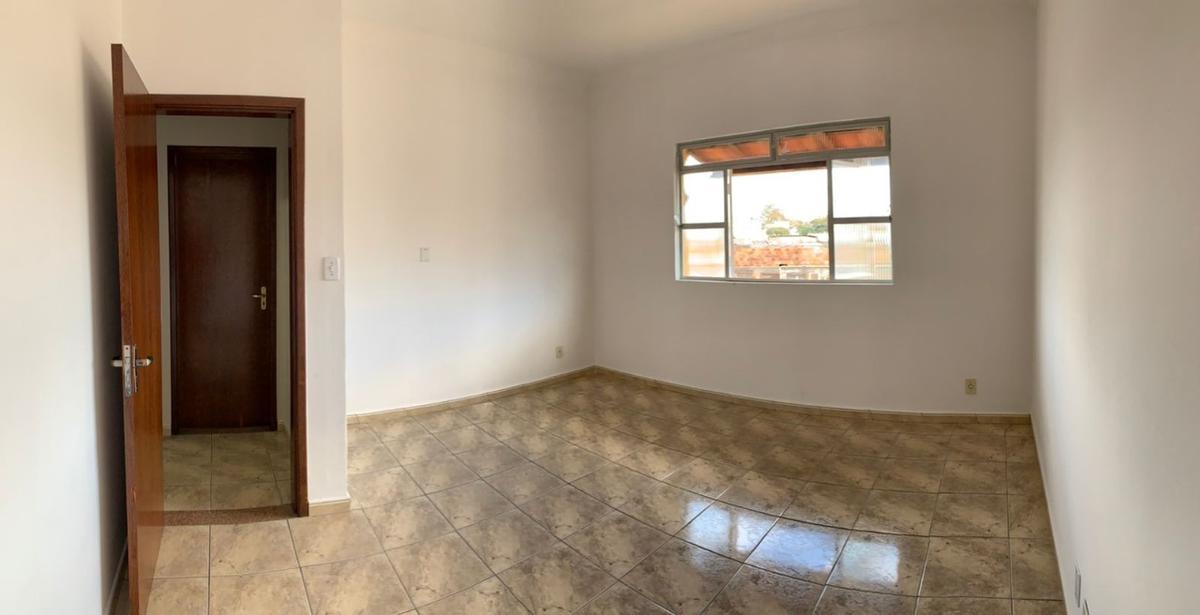 Sala, Santa Inês, 0 Quarto, 0 Vaga