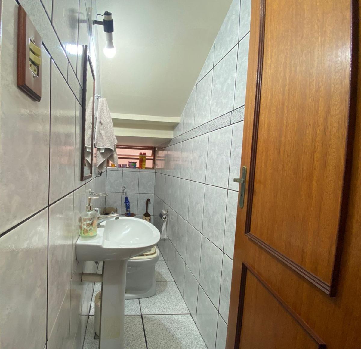 Casa, Centro, 4 Quartos, 2 Vagas, 3 Suítes
