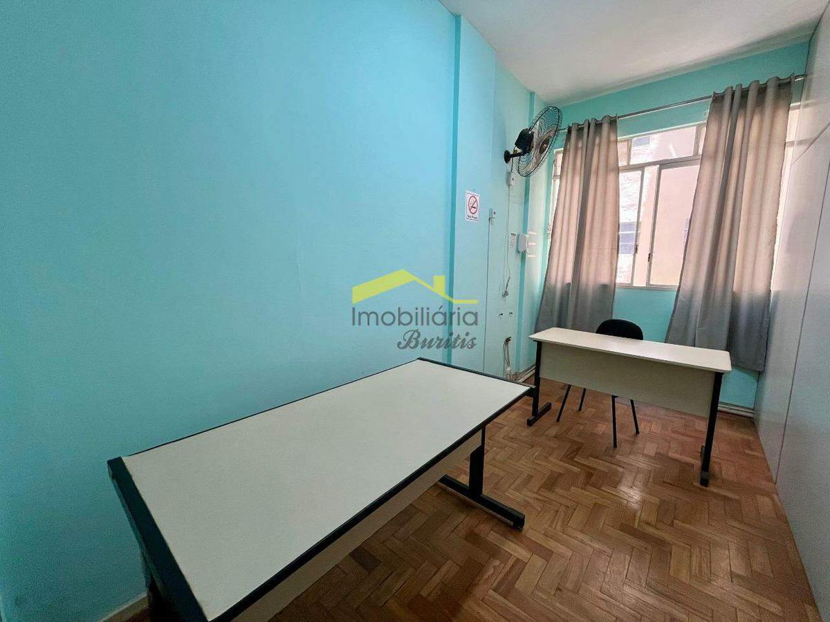 Sala, Centro