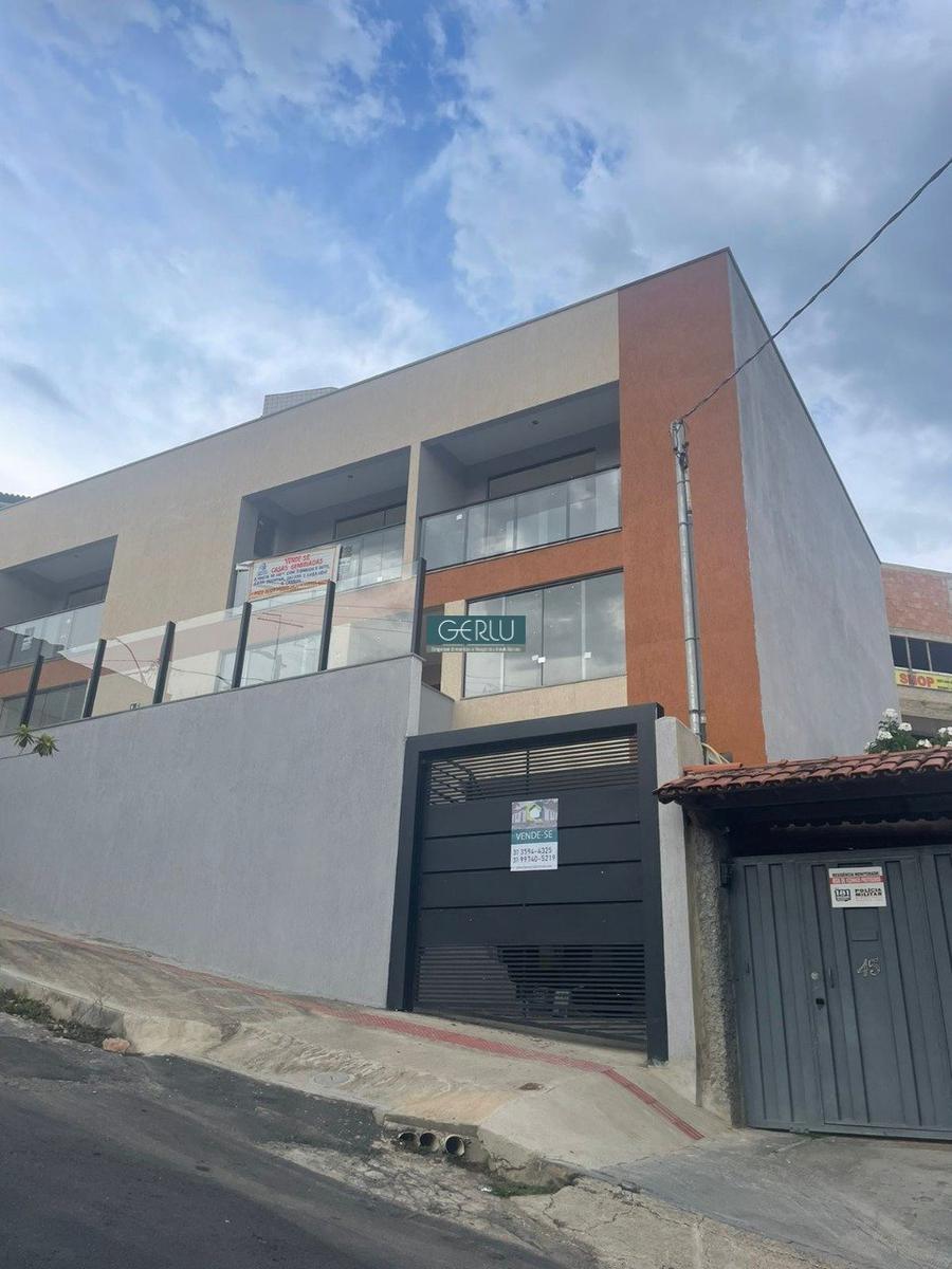 Casa, Jardim Casa Branca, 3 Quartos, 2 Vagas, 1 Suíte