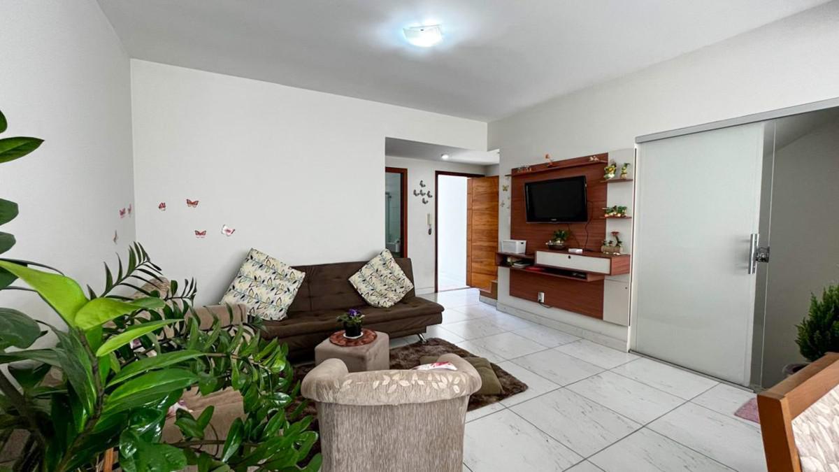 Casa, Santa Efigênia, 3 Quartos, 2 Vagas, 2 Suítes